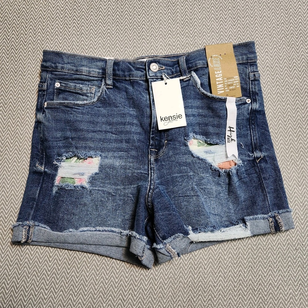 Kensie Jeans Women's The High Rise Short Distressed/Ripped Blue Denim Size 8/29